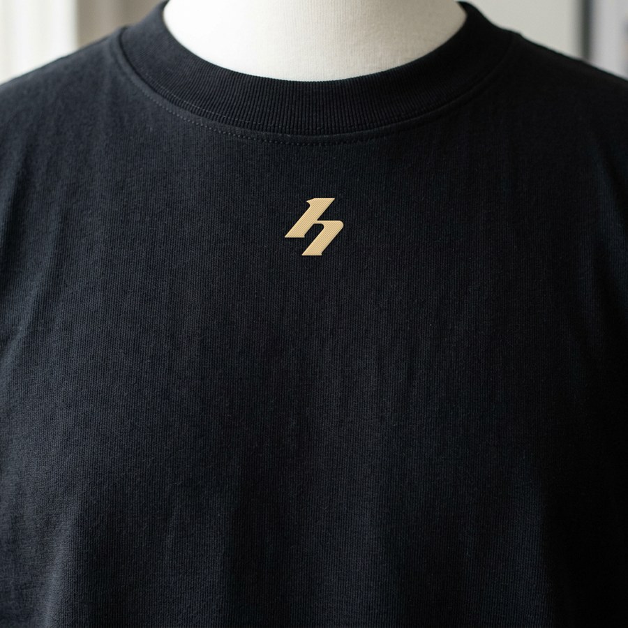 Front · close up
